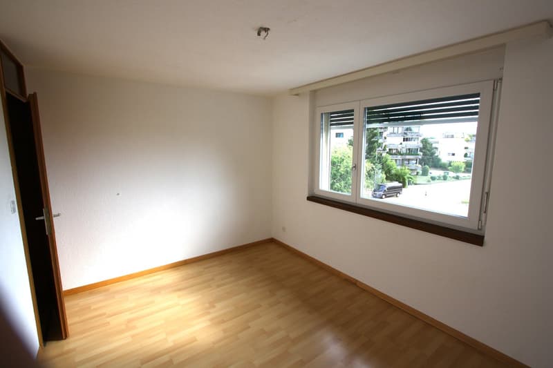 Geräumige 4.5-Zimmer-Wohnung mit Balkon in Münchenbuchsee (5)