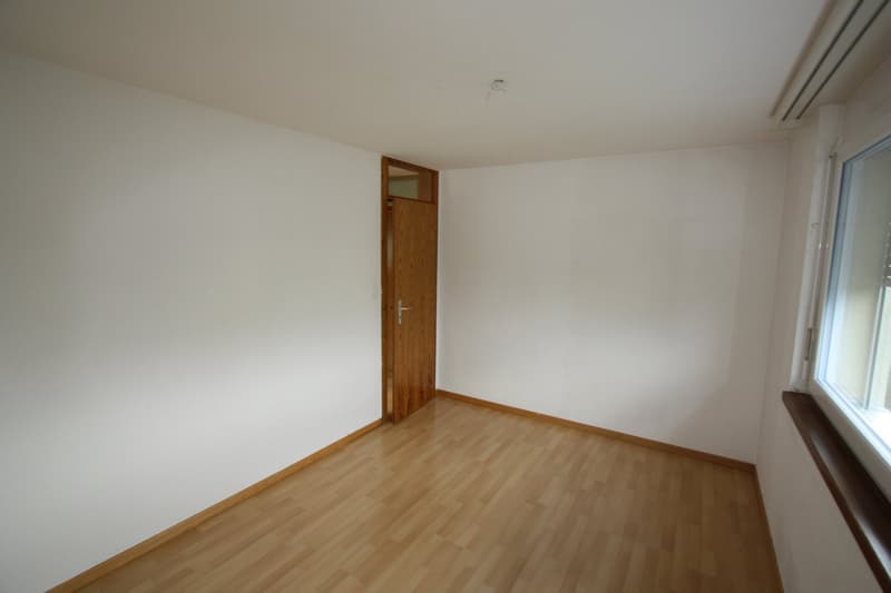 Geräumige 4.5-Zimmer-Wohnung mit Balkon in Münchenbuchsee (8)
