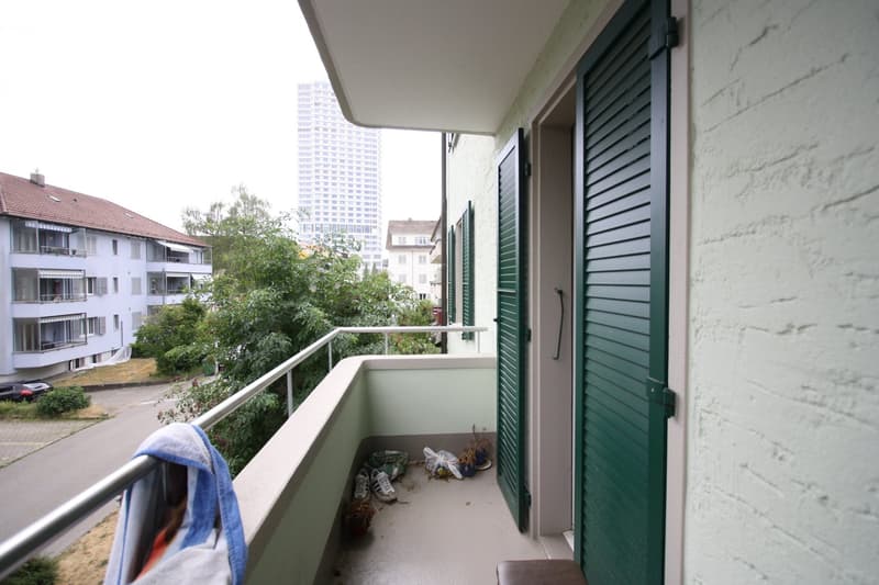 Incantevole appartamento di 3,5 locali con balcone a Ostermundigen – disponibile da settembre. (14)