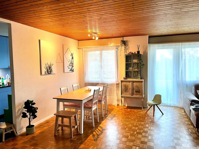 Einladende 4.5-Zimmer-Wohnung mit Balkon in Uettligen (5)