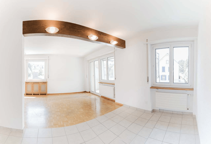 Helle 3.5-Zimmerwohnung mit Balkon und schöner Aussicht in Port (4)
