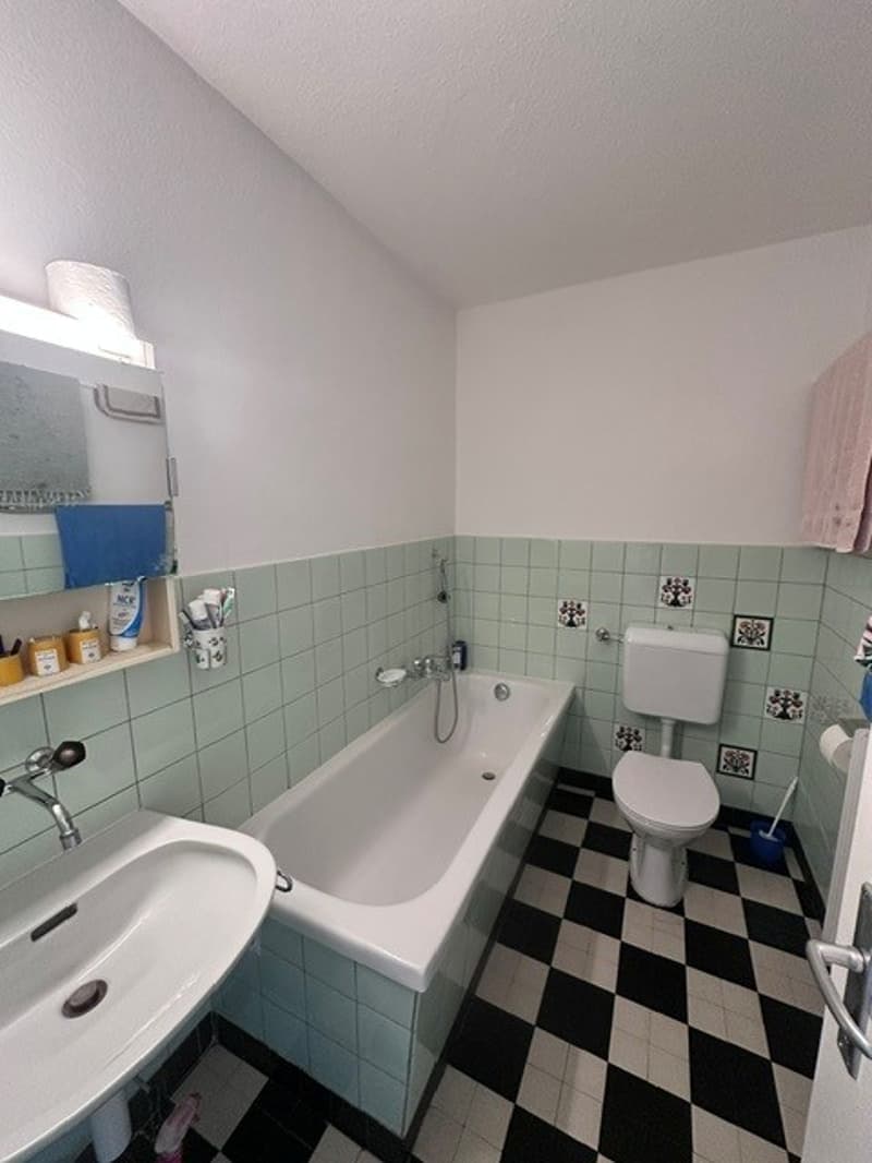 Charmante 4-Zimmer-Wohnung mit Balkon in ruhiger Lage in Köniz (13)