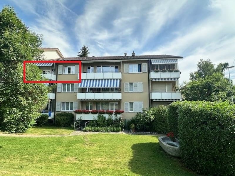 Charmante 4-Zimmer-Wohnung mit Balkon in ruhiger Lage in Köniz (1)
