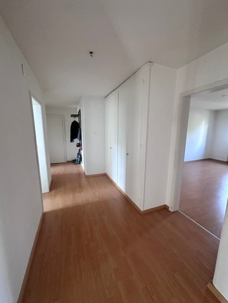 Charmante 4-Zimmer-Wohnung mit Balkon in ruhiger Lage in Köniz (7)