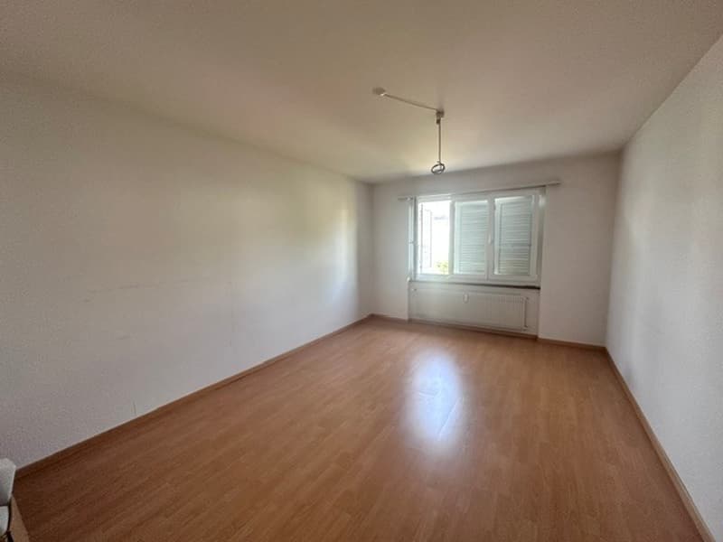 Charmante 4-Zimmer-Wohnung mit Balkon in ruhiger Lage in Köniz (8)