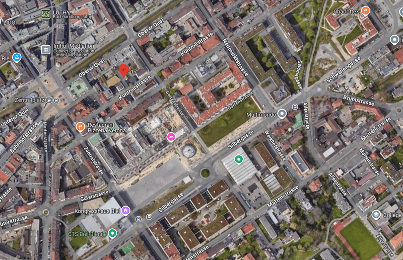 Parkplatz neben Zentralplatz in Biel/Bienne (3)