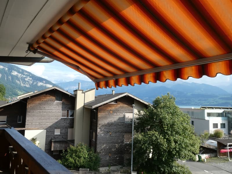 Charmante 4-Zimmer-Terrassenwohnung mit Seeblick in Gunten (15)