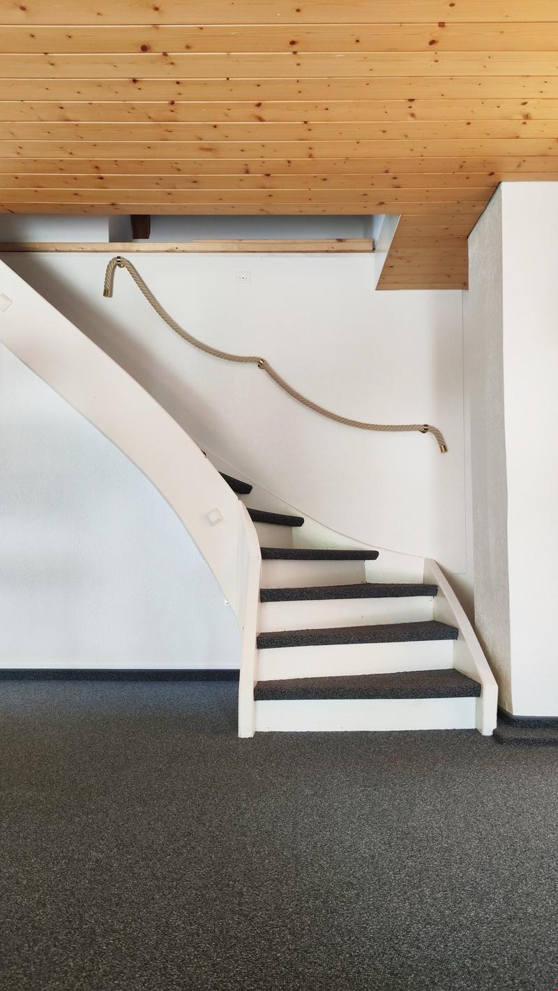 Treppe zum Dachgeschoss