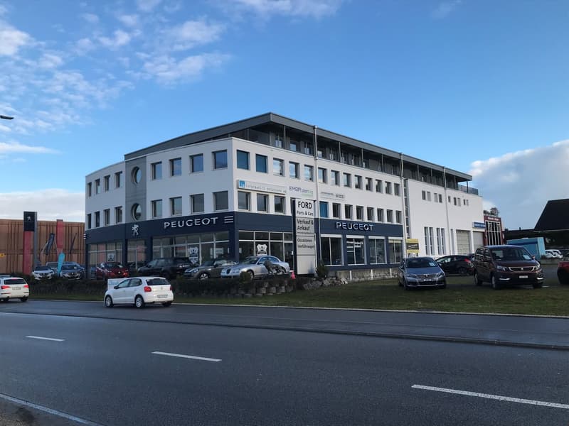 Bureaux/Studio de cosmétique/Salles de traitement etc. (6)
