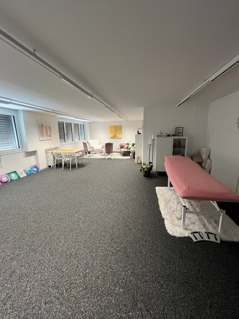 Office space/therapy room/treatment room (9)