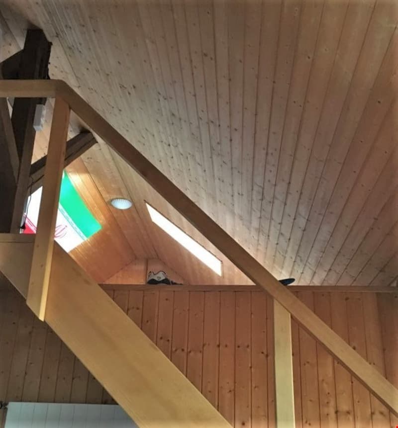 Appartement mansardé de 3 pièces confortable (13)