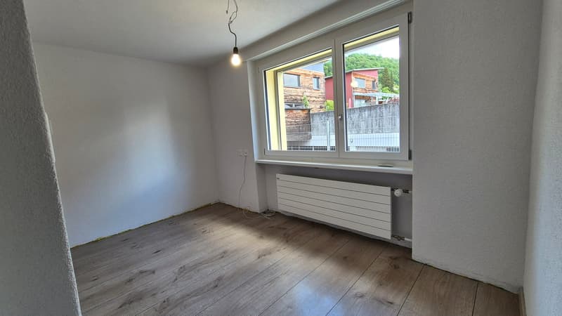 Maison familiale de 5,5 pièces avec beaucoup d'espace et jardin d'hiver à Klingnau (20)