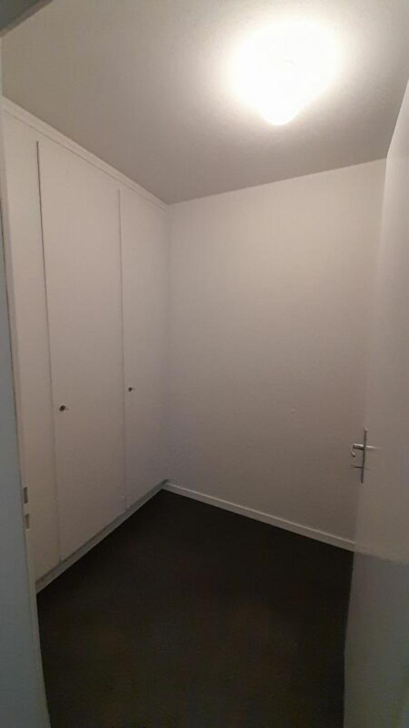 Appartamento di 3,5 locali senza barriere con balcone enorme a Urtenen-Schönbühl in affitto! (7)