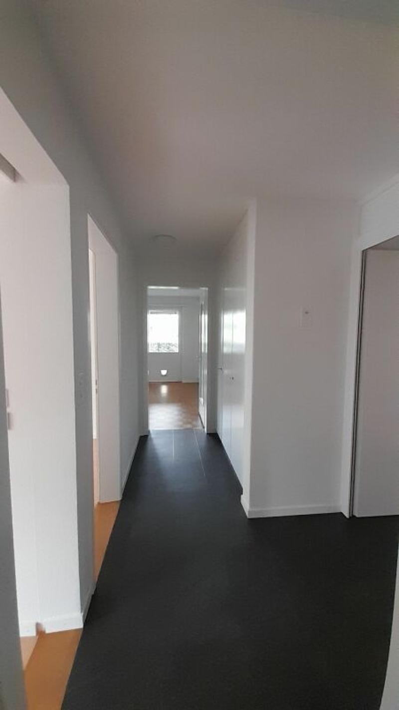 Appartamento di 3,5 locali senza barriere con balcone enorme a Urtenen-Schönbühl in affitto! (6)