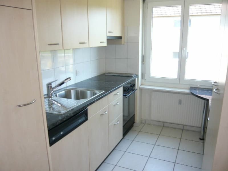 Hindelbank - bel appartement 2 pièces avec vue sur le verdure à louer ! (4)