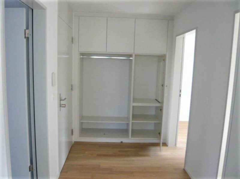 helle 3.5-Zimmerwohnung in Kerzers zu vermieten! (11)