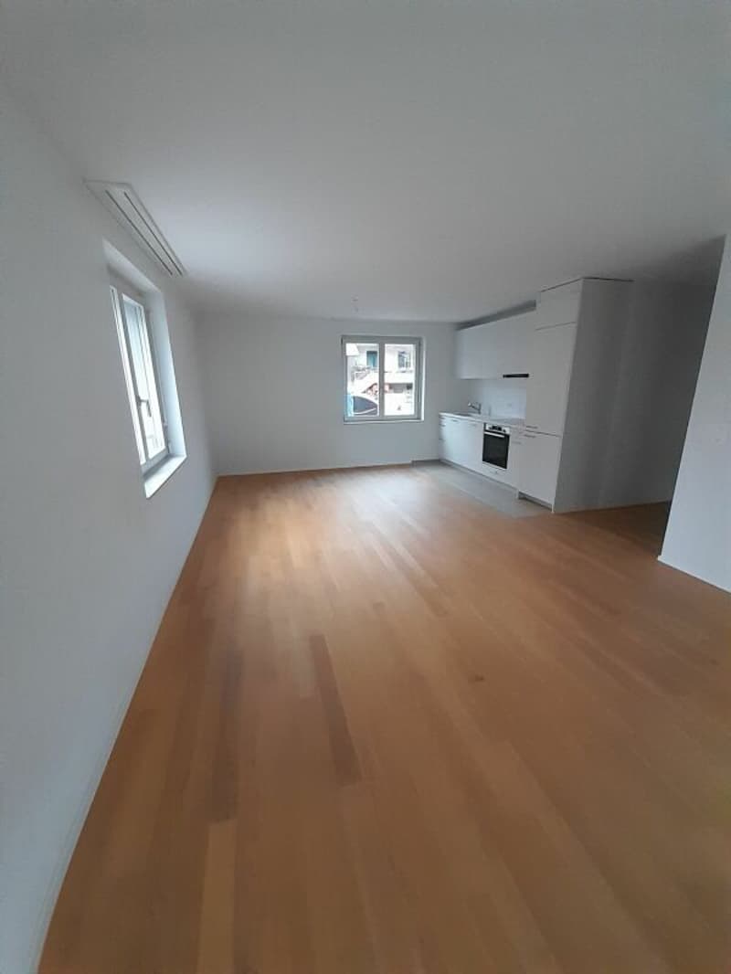 helle 3.5-Zimmerwohnung in Kerzers zu vermieten! (4)