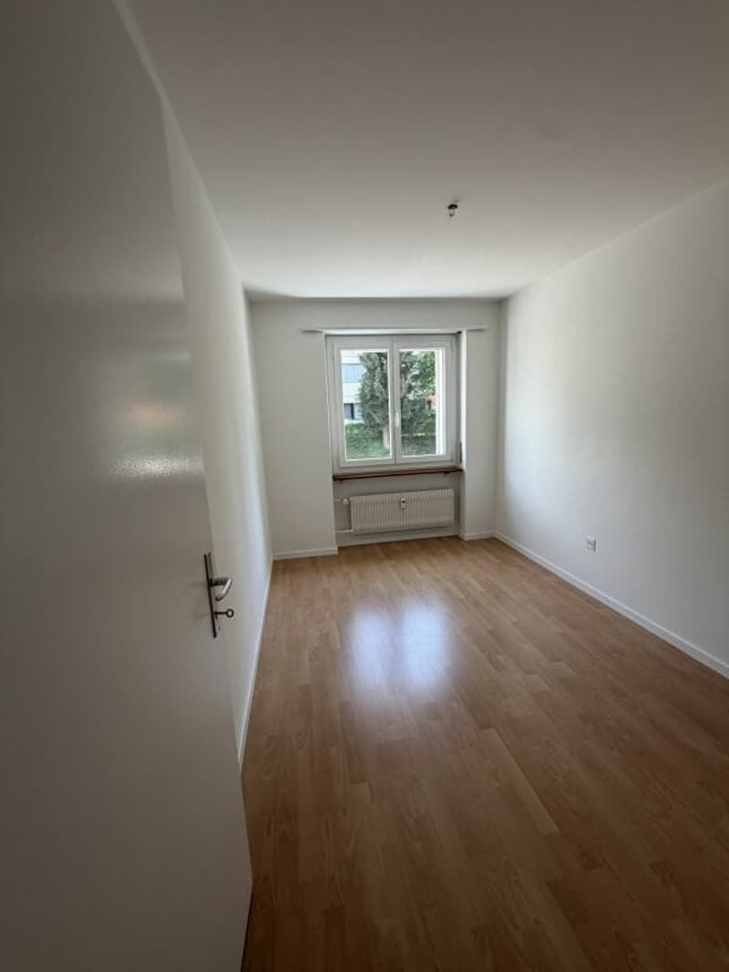Appartement de 3,5 pièces sans barrieres avec grand balcon à Urtenen-Schönbühl à louer ! (15)