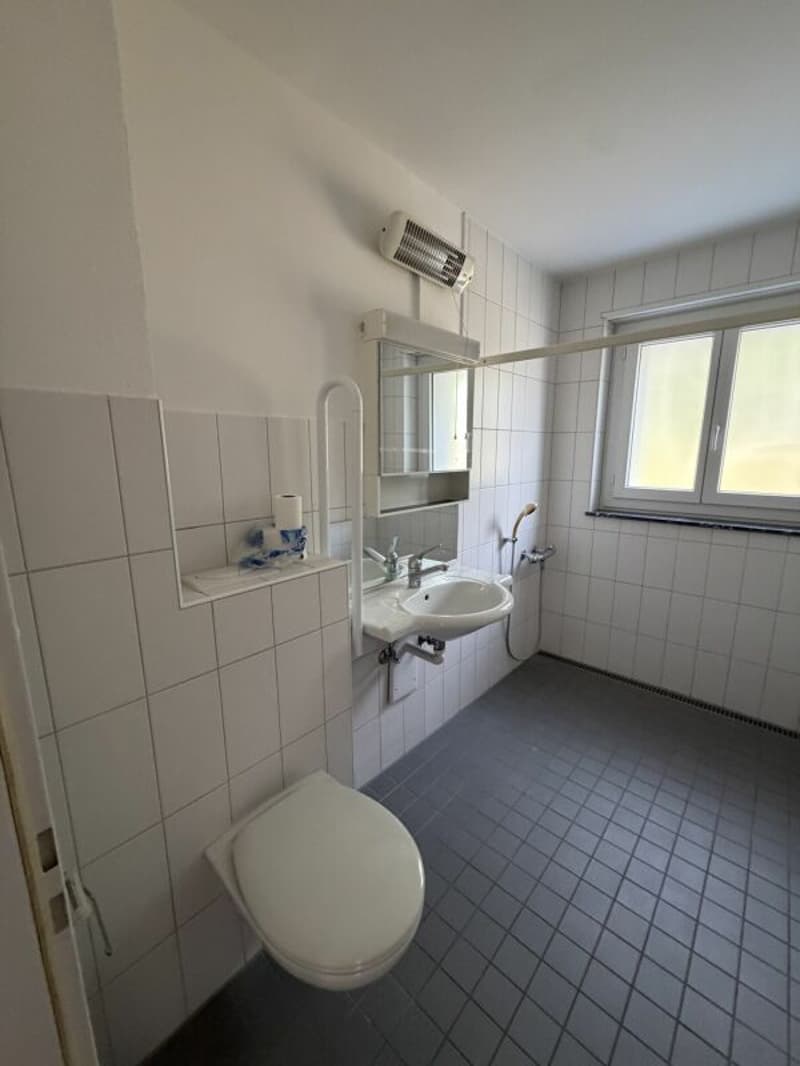 Appartement de 3,5 pièces sans barrières avec grand balcon à Urtenen-Schönbühl à louer ! (12)