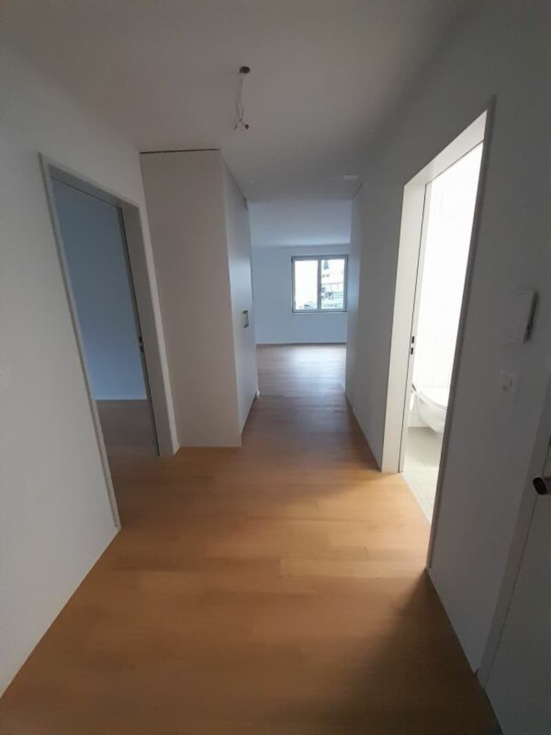 helle 3.5-Zimmerwohnung in Kerzers zu vermieten! (8)
