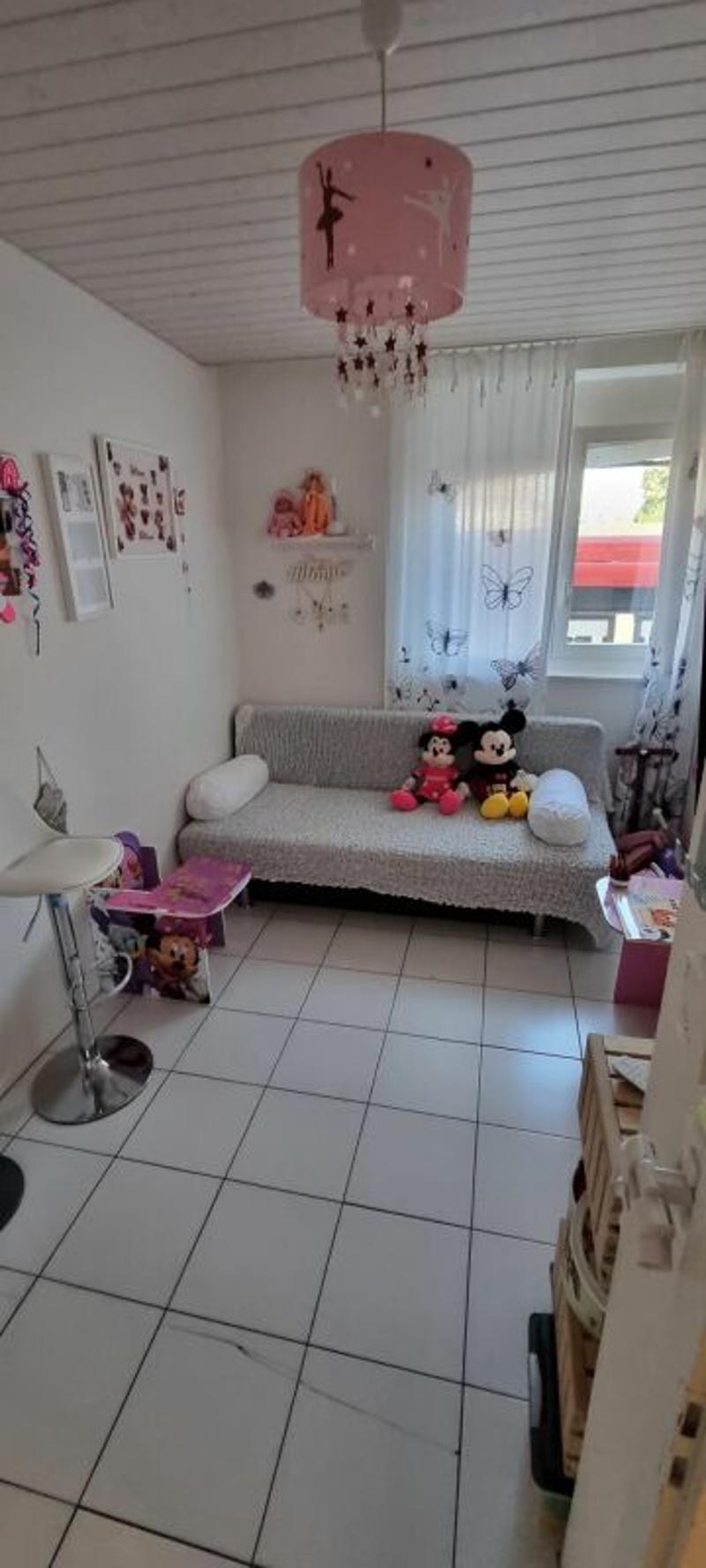 Frisch gestrichene 2.5-Zimmerwohnung in Liebefeld zu vermieten! (4)