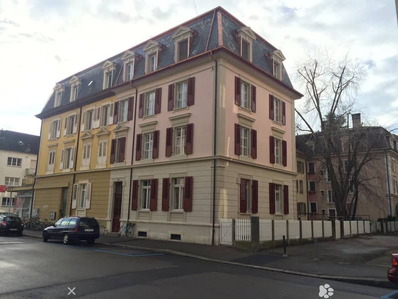 Appartement de 2.5 pièces lumineux à Bienne - Helle 2.5-Zimmer-Wohnung in Biel (2)