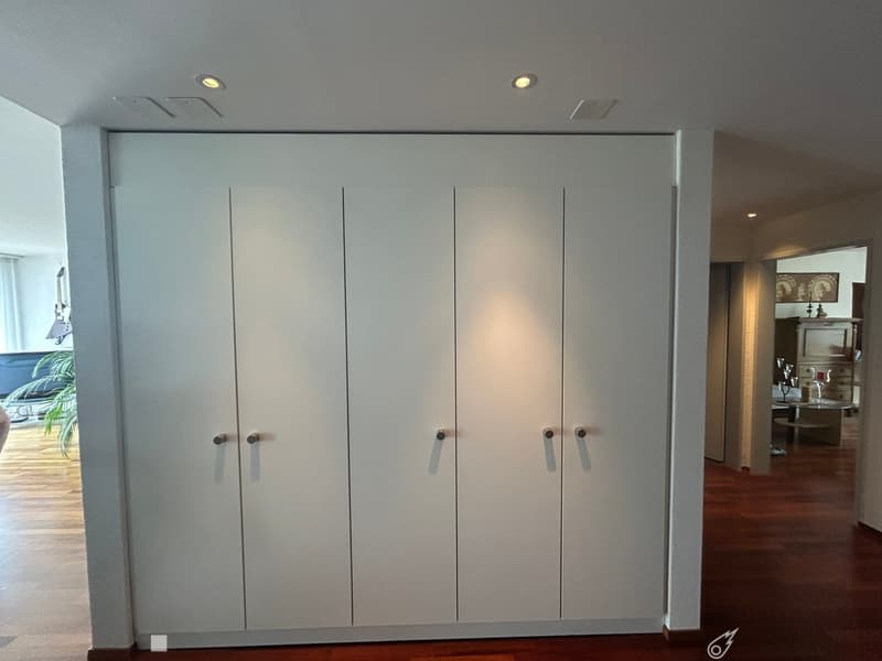 Appartement moderne de 3.5 pièces avec balcon à Bienne (4)