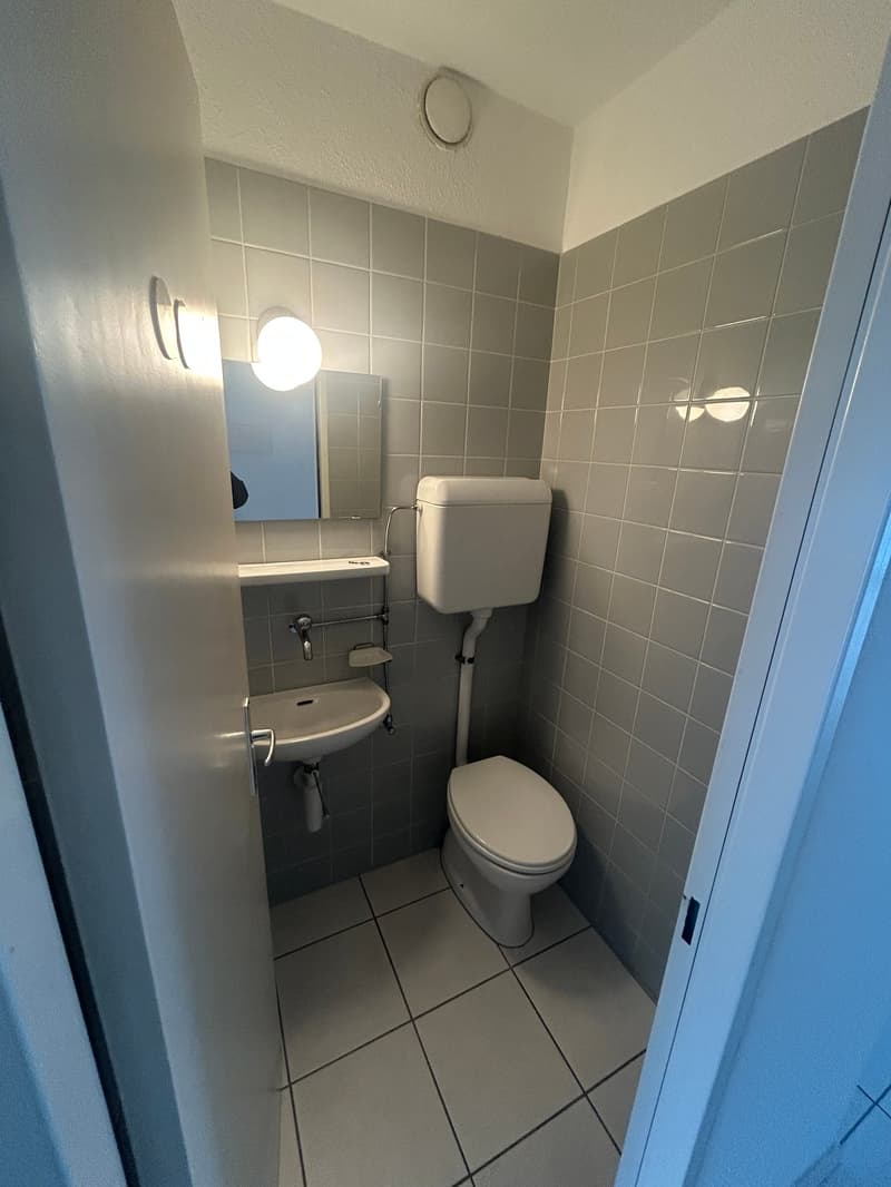 Spacieux appartement de 4.5 pièces avec balcon à Bienne (8)