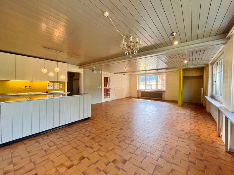Large residential house / former restaurant with Spycher (9)