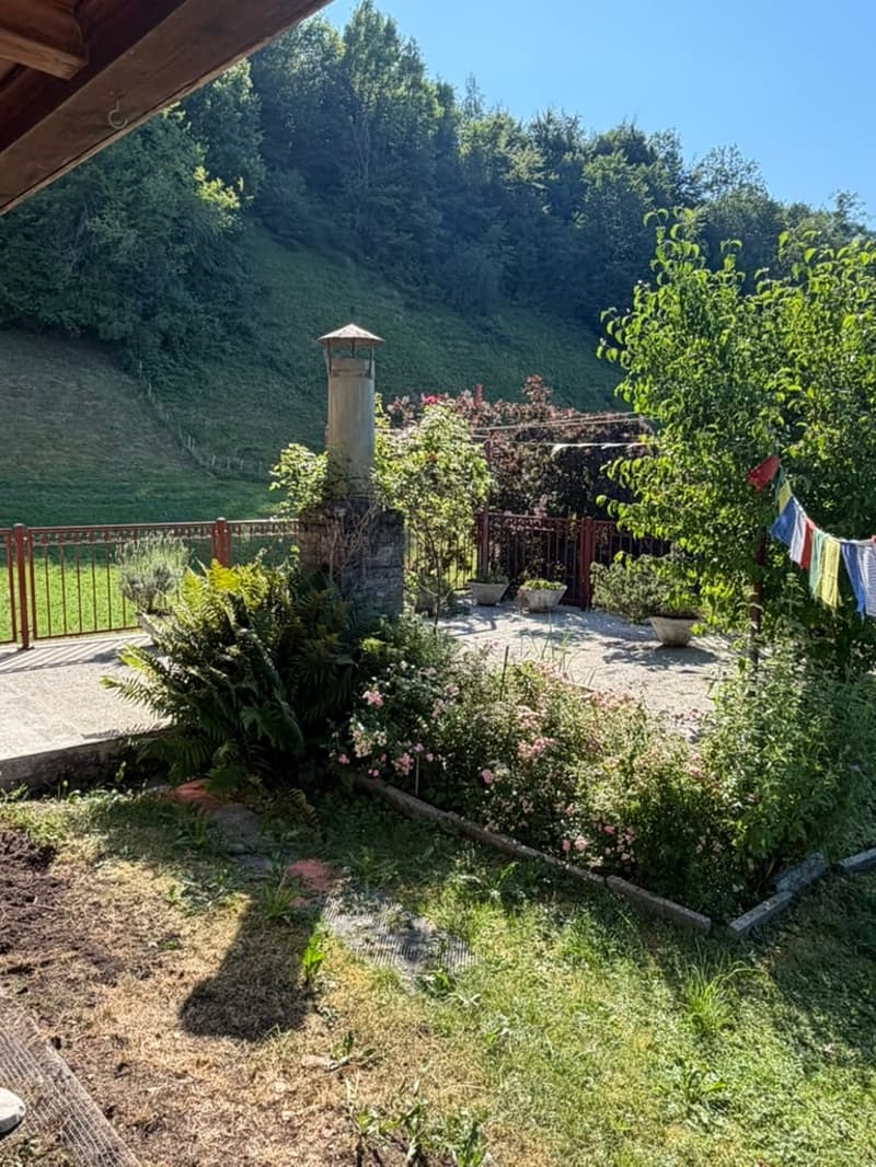 Charmant appartement 2.5 pièces avec vue sur le lac à Krattigen (2)