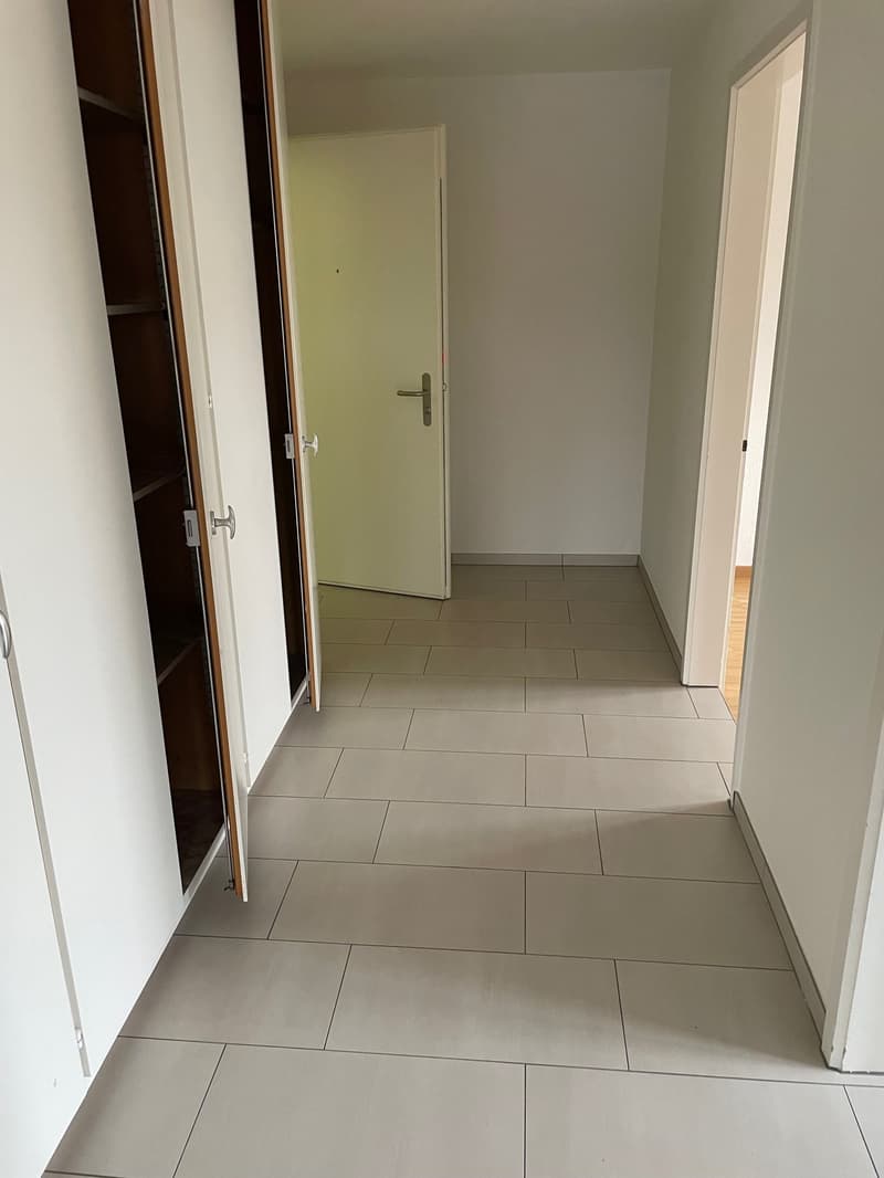 Korridor mit Einbauschrank