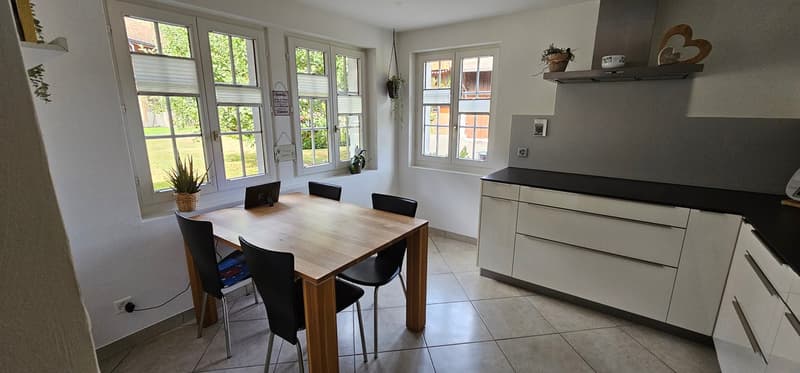 6.5-Zimmer-Einfamilienhaus mit 700m2 Umschwung (8)