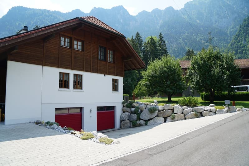 6.5-Zimmer-Einfamilienhaus mit 700m2 Umschwung (14)