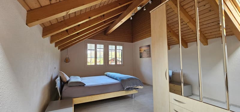 6.5-Zimmer-Einfamilienhaus mit 700m2 Umschwung (12)