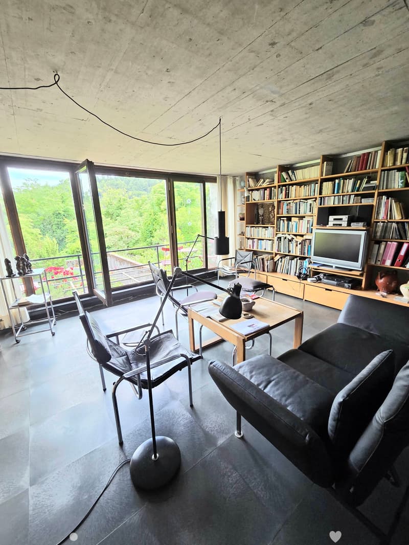 Charmantes 5.5-Zimmer-Reiheneinfamilienhaus in Biel – Wohnen mit Stil und Komfort (3)