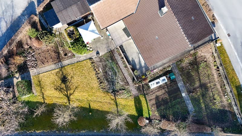 Two-family house on a large plot (19)