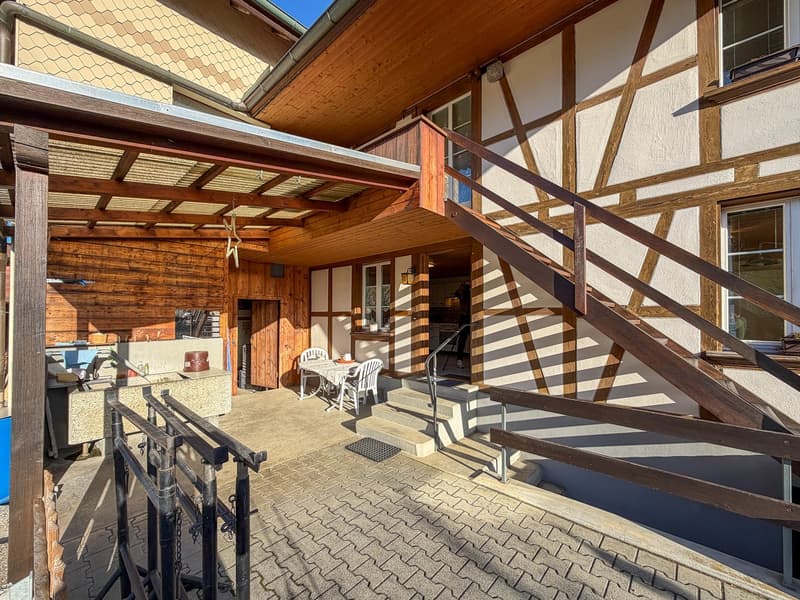 Two-family house on a large plot (11)