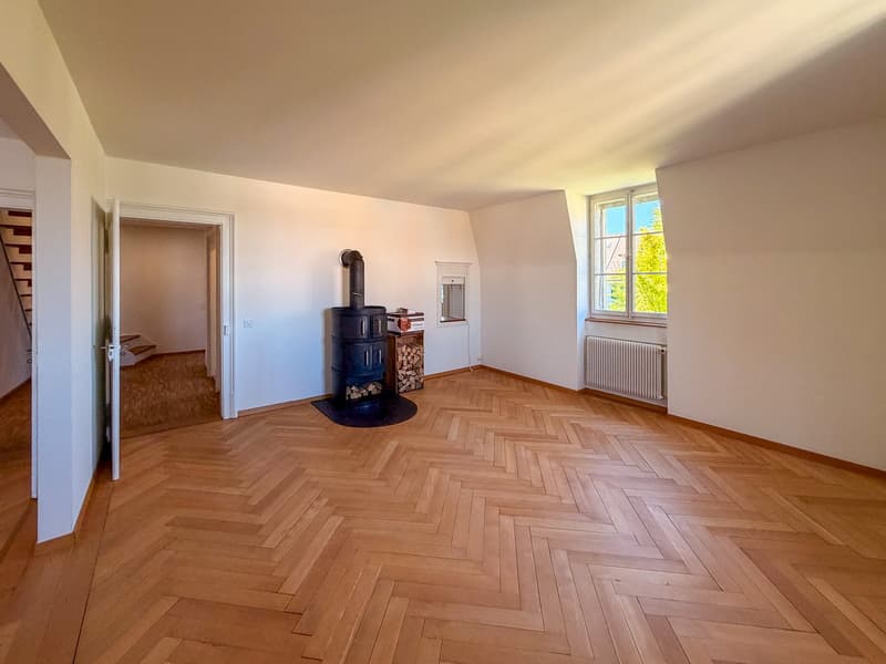 Charmant appartement maisonnette 4 pièces dans un immeuble ancien sur la Südbahnhofstrasse, Berne (8)