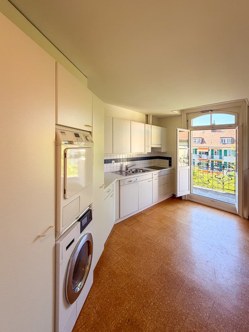 Charmant appartement maisonnette 4 pièces dans un immeuble ancien sur la Südbahnhofstrasse, Berne (11)