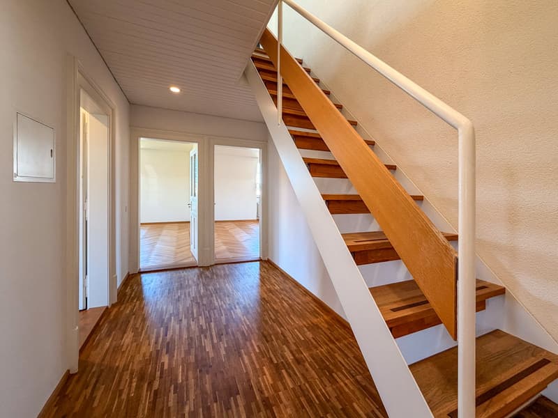 Charmant appartement maisonnette 4 pièces dans un immeuble ancien sur la Südbahnhofstrasse, Berne (4)