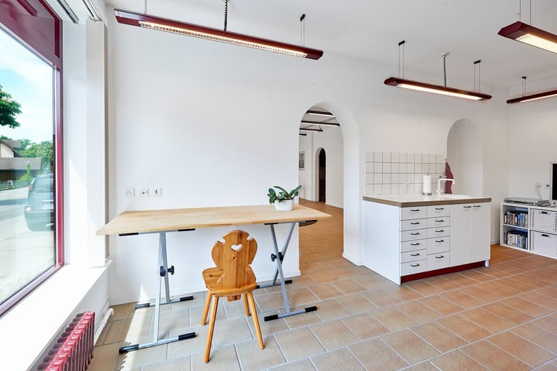 Ladenlokal / Atelier im Zentrum von Niederscherli (2)