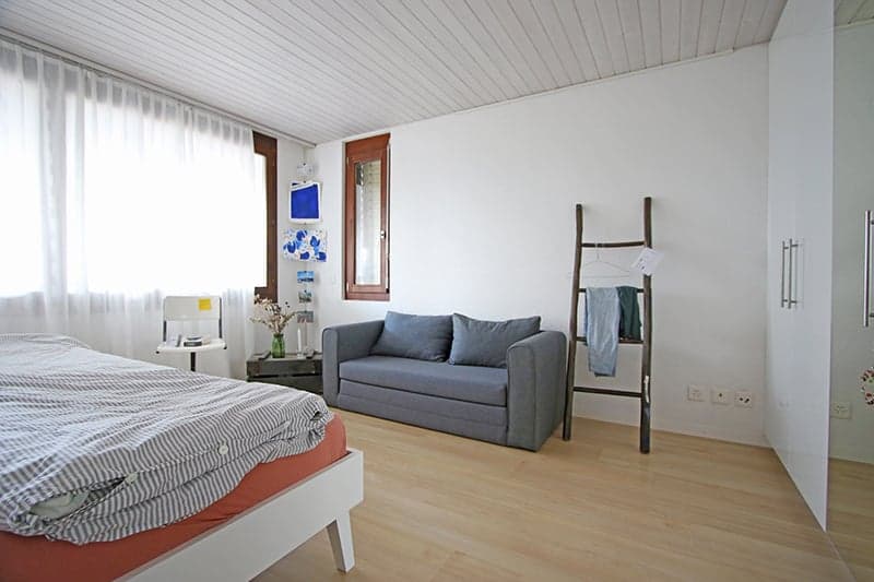 Helles Zimmer - Einliegerwohnung