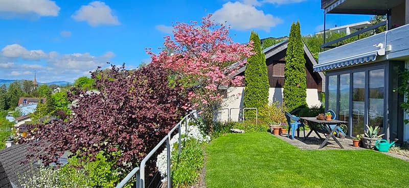 Gartensitzplatz - Wohlfühlort zum Essen, Entspannen, Feiern ...