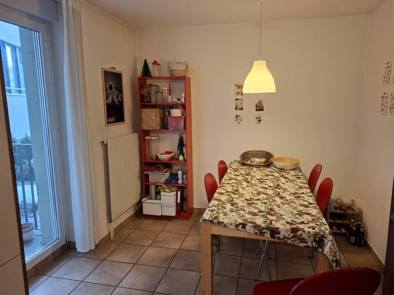 À l'emplacement central - Emouvons et sentez-vous bien! (9)