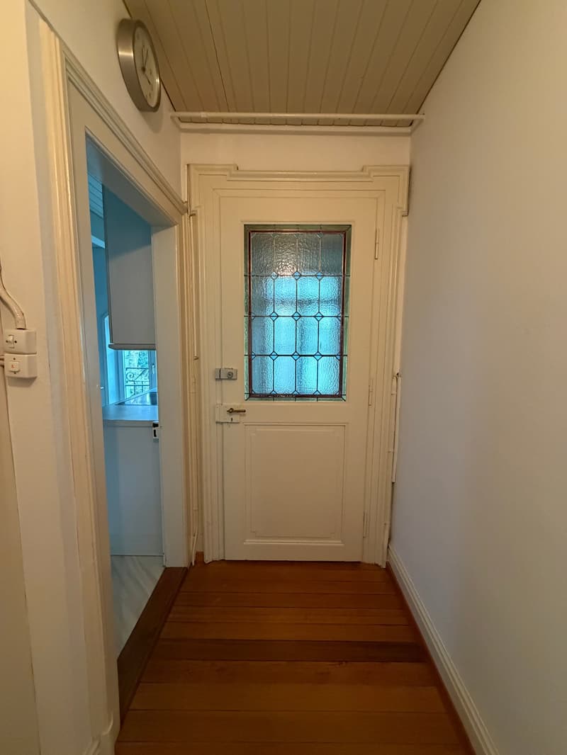 Charming 4.5-room attic apartment in historic Bern (11)