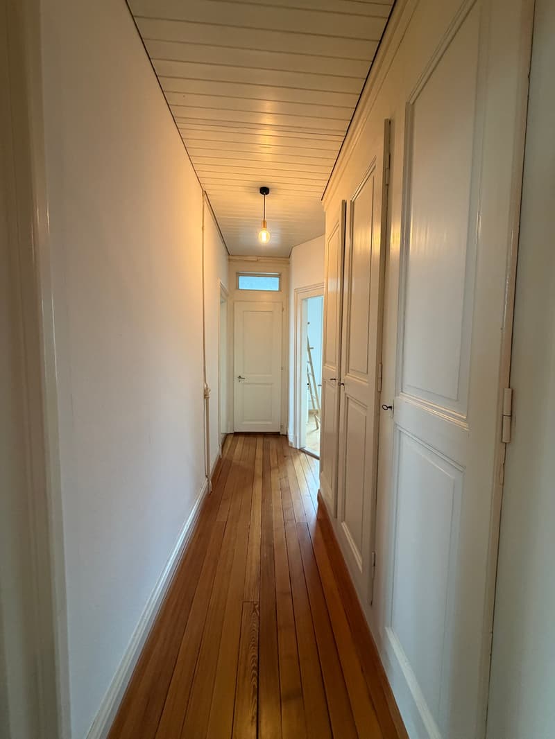 Charming 4.5-room attic apartment in historic Bern (12)