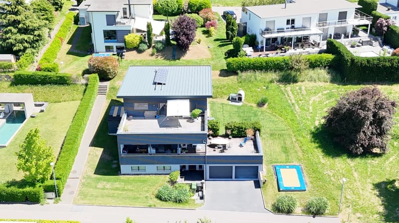 Ampia casa per più generazioni a Bellmund – Moderna, tranquilla e adatta alle famiglie (1)