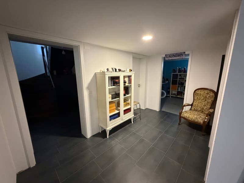 Ampia casa per più generazioni a Bellmund – Moderna, tranquilla e adatta alle famiglie (11)