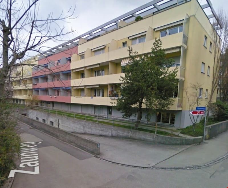 Einstellhallenplatz im Stadtteil V - Breitenrain-Lorraine (2)