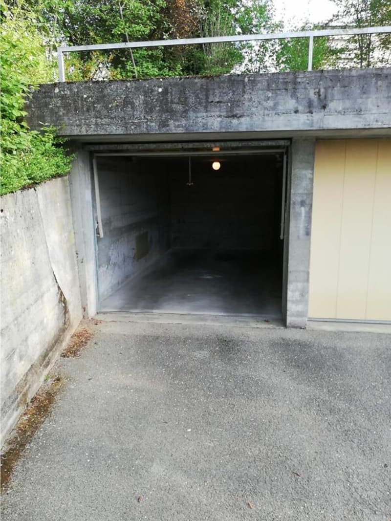 Garagenbox zu vermieten (2)